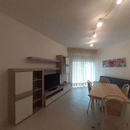 Residence Natante - Walterigato Apartments Solo Per Famiglie Lido di Jesolo Eksteriør bilde